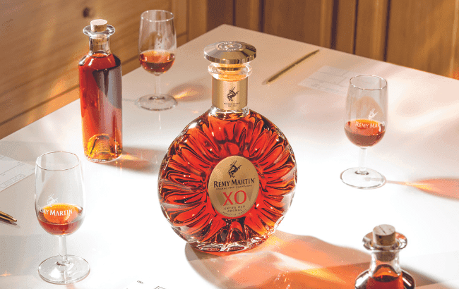 Rémy Cointreau : Exceptional spirits portfolio. Conveys its own craftsmanship and legacy while sharing a common culture of excellence.