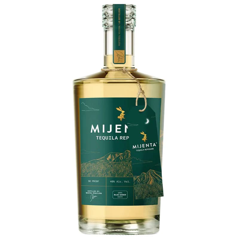 Mijenta Reposado : Aged approximately 6 to 8 months in a blend of American white oak, cherry, and acacia casks presenting a more mature and fuller expression with a long finish on the palate.
